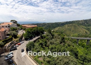 Vista - Trilocale via Ettore Vitale, 18, Catanzaro - foto 2