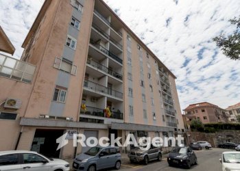 Facciata - Trilocale via Ettore Vitale, 18, Catanzaro - foto 21