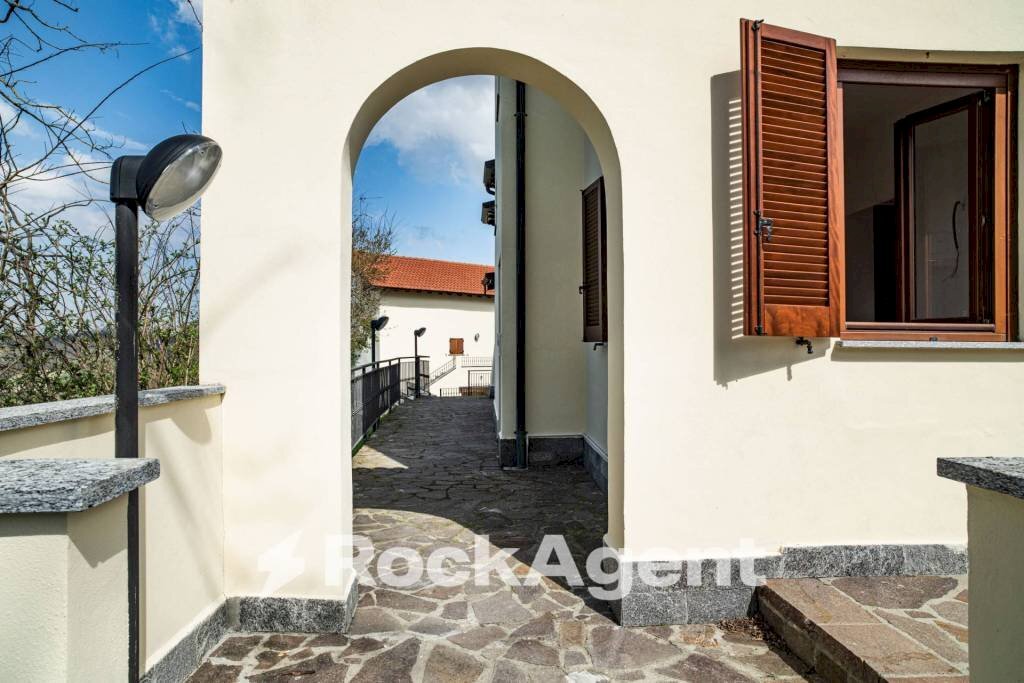 Facciata - Bilocale Frazione Camolino, Montesegale - foto 3