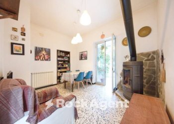 Salone - Appartamento via di Burlo, Genova (zona Sestri Ponente) - foto 11