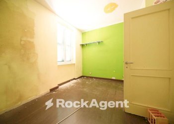 Stanza non arredata - Trilocale via Leonardo Montaldo, 21, Genova (zona Marassi) - foto 13