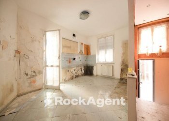 Cucina - Trilocale via Leonardo Montaldo, 21, Genova (zona Marassi) - foto 16