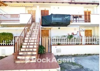 Facciata - Bilocale contrada Saiatine Villaggio Siena (C.da Siena), Furnari - foto 1