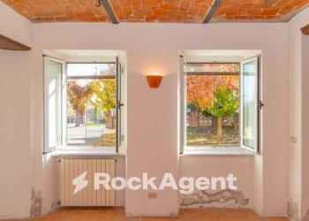 Stanza non arredata - Independent house via Circonvallazione, 19, Castiglione Tinella - photo 9