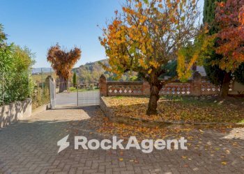 Giardino - Independent house via Circonvallazione, 19, Castiglione Tinella - photo 28