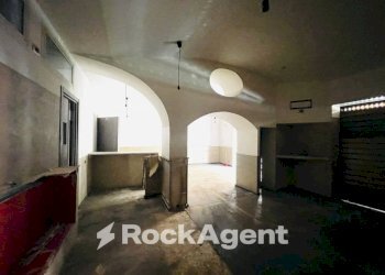 Interno non residenziale - Negozio via Angelo Volpicelli, 30/32, Arzano - foto 10