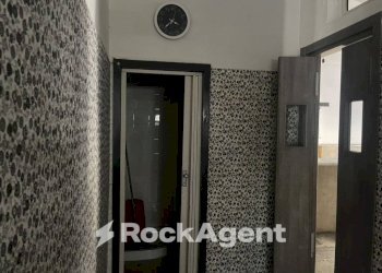 Interno palazzo - Negozio via Angelo Volpicelli, 30/32, Arzano - foto 21