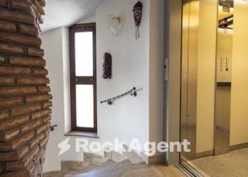 Ascensori - Stabile - Palazzo via Vincenzo D'Amato, 70, Catanzaro - foto 33