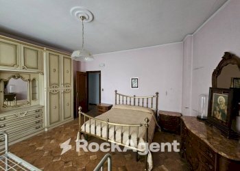 Camera da letto - Quadrilocale piazza Annunziata, 4, Angri - foto 10