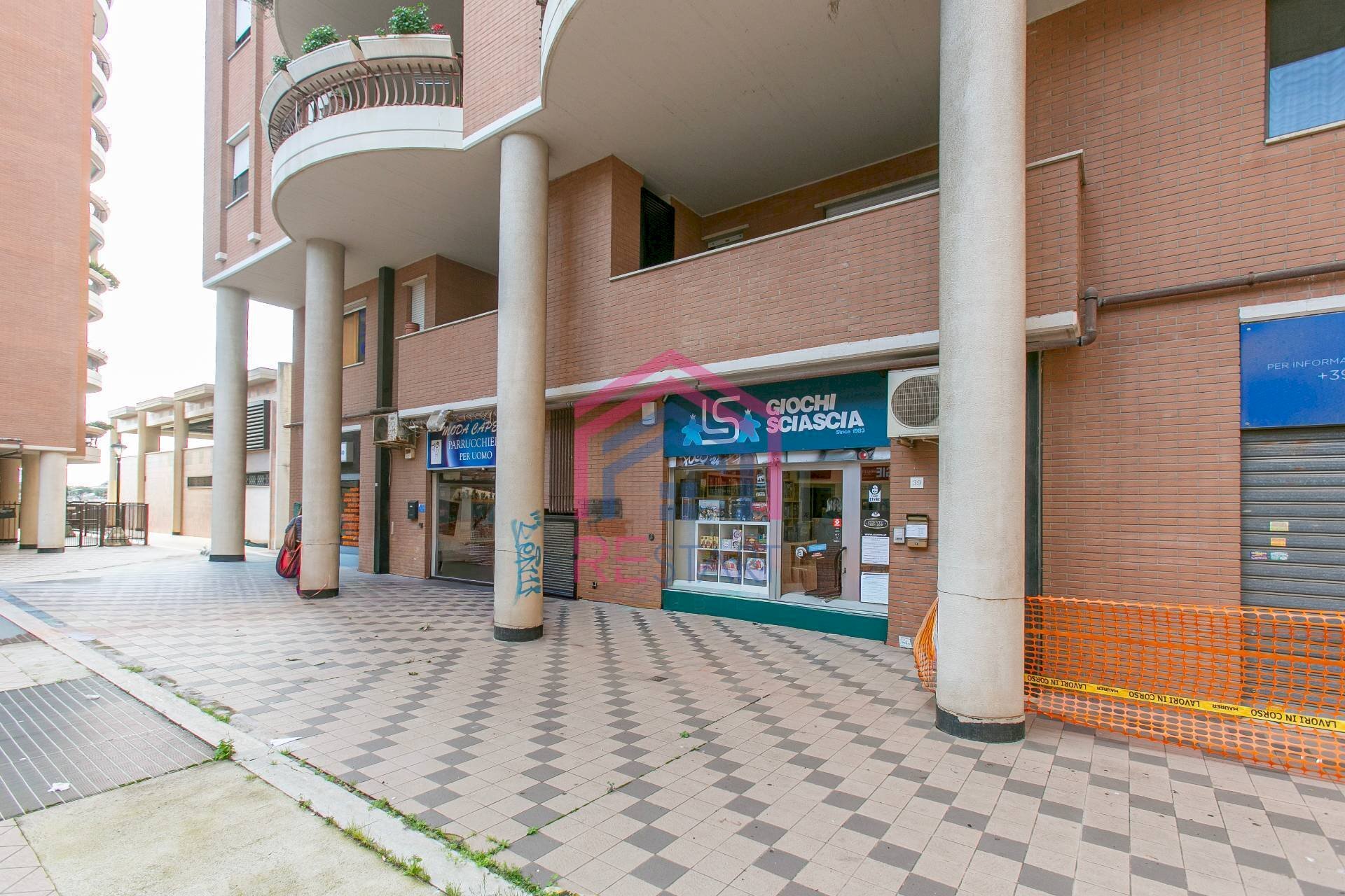 Foto 1 - Shop PIAZZA SAN BENEDETTO DA NORCIA
 
SNC, Pomezia - photo 1