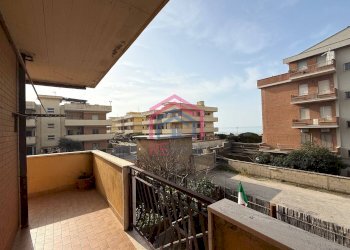 Foto 20 - Three-room apartment via Bologna
 
31, Ardea - photo 20