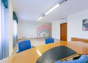 Foto 3 - Office VIA DEL MARE
 
89, Pomezia - photo 3