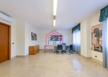 Foto 8 - Office VIA DEL MARE
 
89, Pomezia - photo 8