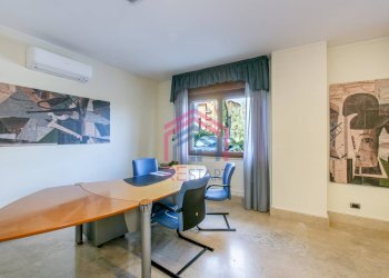 Foto 13 - Office VIA DEL MARE
 
89, Pomezia - photo 13