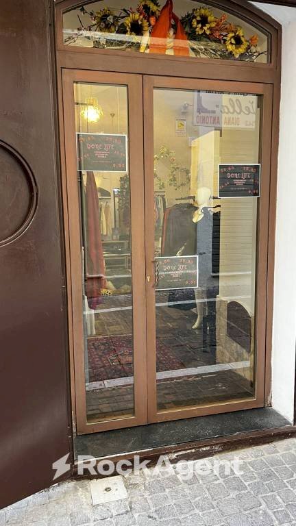 Interno non residenziale - Negozio via Sant'Angelo, 7, Foggia - foto 3