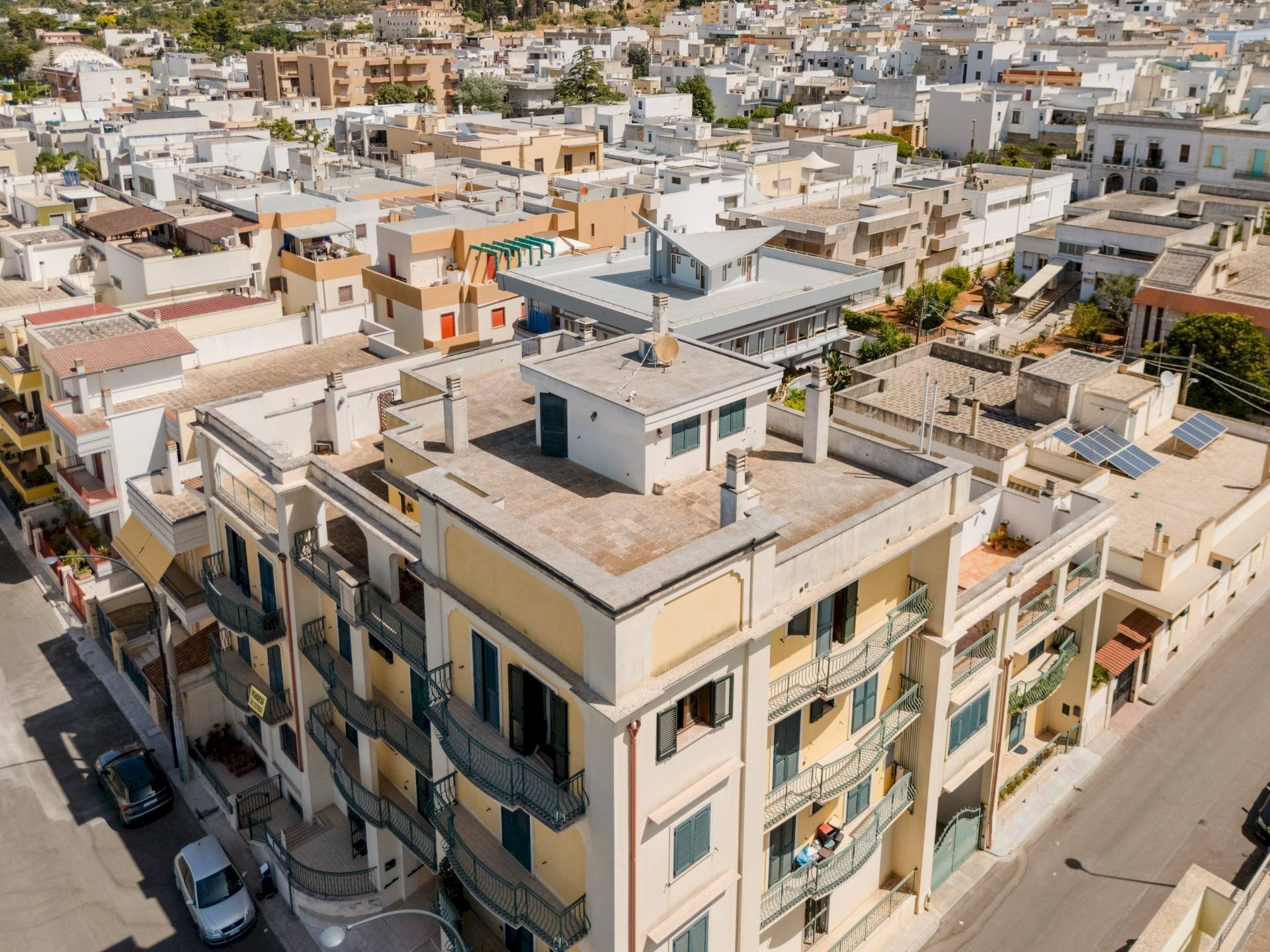 Foto 3 - Attic Piazza Cesare Terranova
 
5, Parabita - photo 3