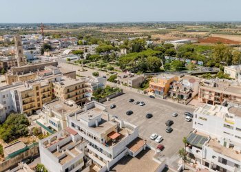 Foto 4 - Attico Piazza Cesare Terranova
 
5, Parabita - foto 4