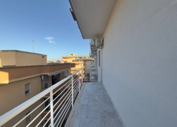 Foto 18 - Trilocale Via Francesco Petrarca
 
11, Gallipoli - foto 18