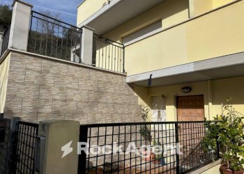 Terrazzo - Villa via Maragona, 78, Torre De' Passeri - foto 1