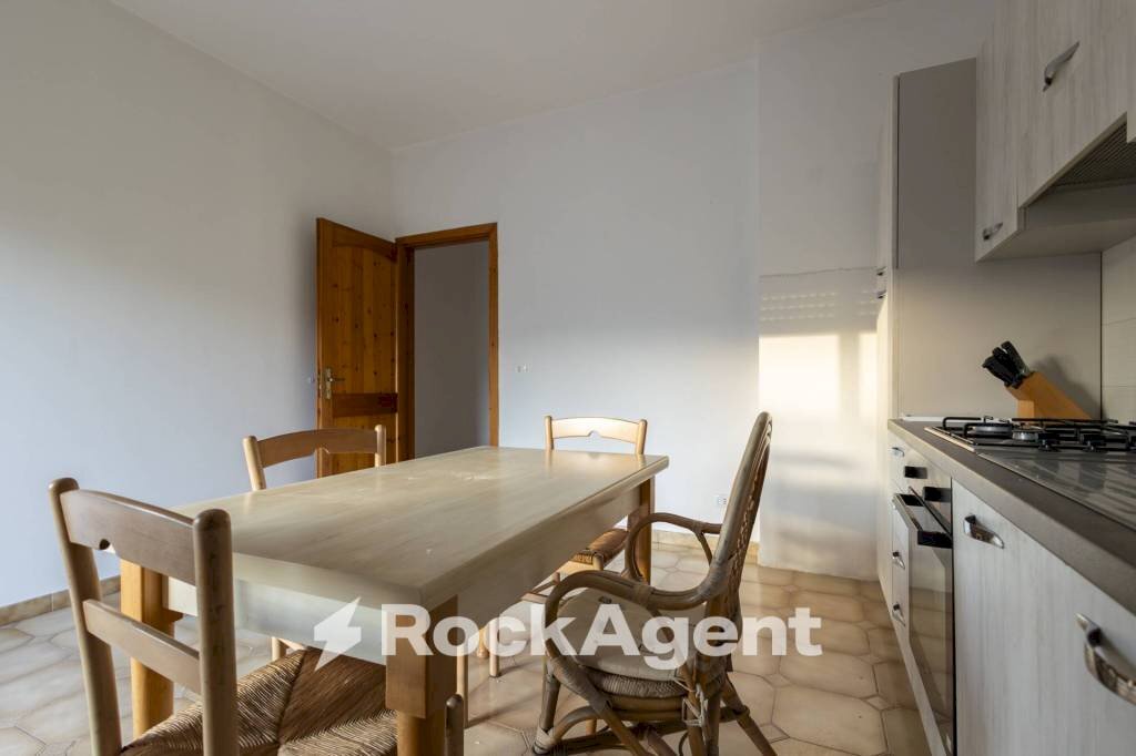 Cucina - Appartamento via Pietro Nenni, 7, Davoli - foto 3