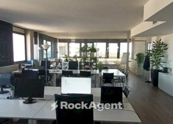 Ufficio - Ufficio via Lisbona, 10, Padova - foto 2