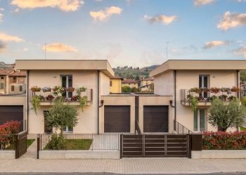 Foto 1 - Villa a Schiera via Vittorio Emanuele II, Capriolo - foto 1