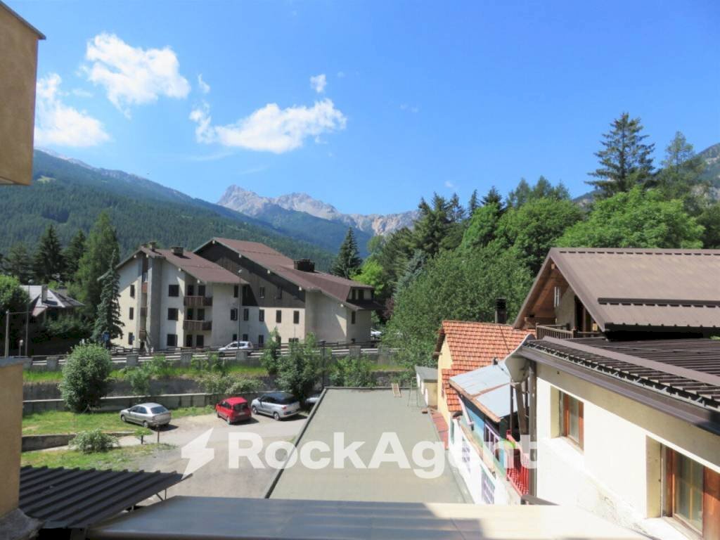 Vista - Two-room apartment via G. F. Medail, 22, Bardonecchia - photo 2