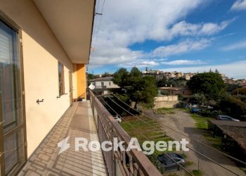 Balcone - Appartamento viale Vincenzo de Filippis, 61, Catanzaro - foto 37