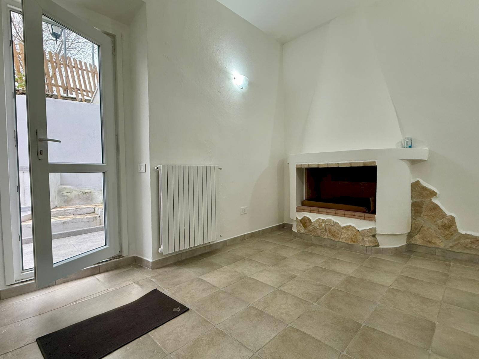 Foto 2 - Casa indipendente via olbia
 
16, Tempio Pausania - foto 2