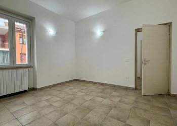 Foto 16 - Casa indipendente via olbia
 
16, Tempio Pausania - foto 16