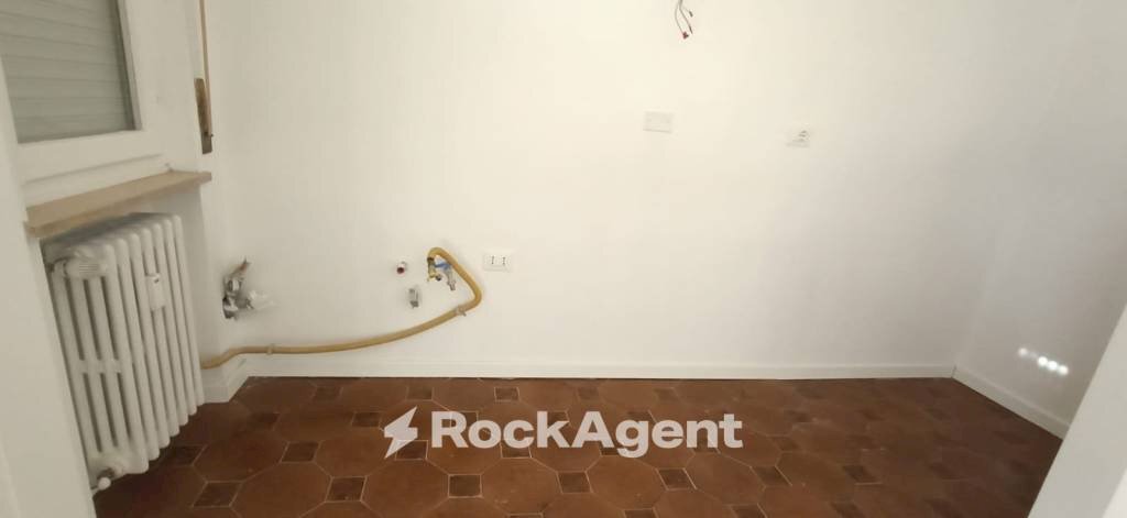 Salone - Three-room apartment viale Martiri della Libertà, 34, Mede - photo 3