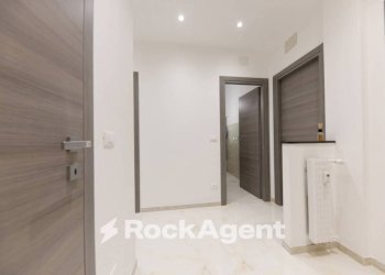 Disimpegno - Quadrilocale via alla Costa di Teglia, 3b, Genova (zona Bolzaneto) - foto 4