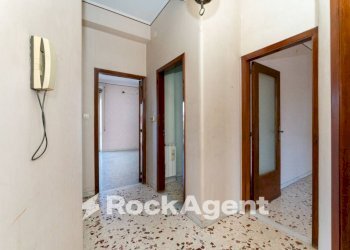 Disimpegno - Three-room apartment via Vittorio Emanuele da Bormida, 45, Catania - photo 13