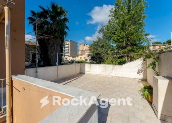 Terrazzo - Trilocale via Vittorio Emanuele da Bormida, 45, Catania - foto 2