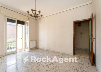 Camera da letto - Trilocale via Vittorio Emanuele da Bormida, 45, Catania - foto 9