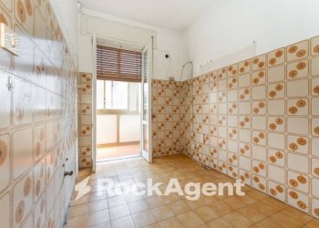 Salone - Trilocale via Vittorio Emanuele da Bormida, 45, Catania - foto 18