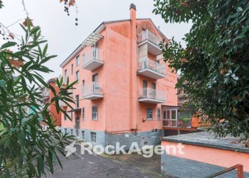 Facciata - Trilocale via Golinelli, 21, frazione Milano Due, Segrate - foto 1