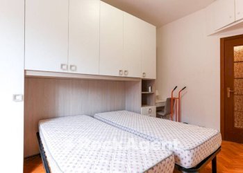 Camera da letto - Trilocale via Golinelli, 21, frazione Milano Due, Segrate - foto 12
