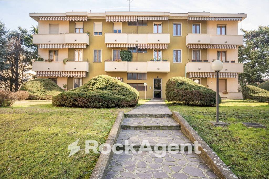Facciata - Bilocale via Monte Baldo, 25, Vigevano - foto 2