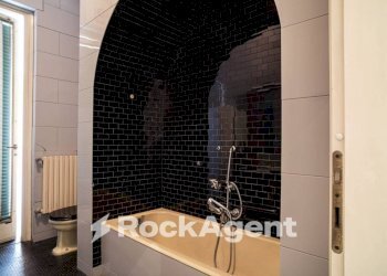 Bagno - Office corso Pavia, 43a, Vigevano - photo 20