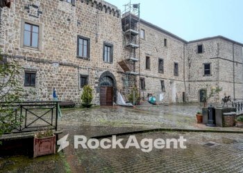 Facciata - Bilocale via Monaldesca, 28, Onano - foto 24