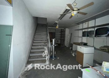 Magazzino - Negozio via Giacomo Giovanetti 64, Genova (zona Sampierdarena) - foto 5