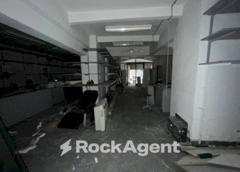 Magazzino - Negozio via Giacomo Giovanetti 64, Genova (zona Sampierdarena) - foto 6