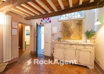 Interno palazzo - Four-room apartment piazza dei Grilletti, 2, Pisa (neighborhood Sant'Antonio) - photo 3