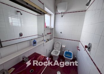 Bagno - Appartamento via Carlo Giuseppe Bertero, 37, Roma - foto 25