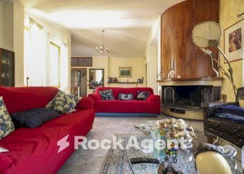 Salone - Appartamento via Gianvincenzo Gravina, 23, Catanzaro - foto 1