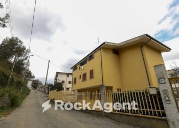 Facciata - Appartamento via Gianvincenzo Gravina, 23, Catanzaro - foto 32