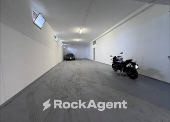 Box auto - Magazzino via Virginia Agnelli, 52, Roma - foto 1