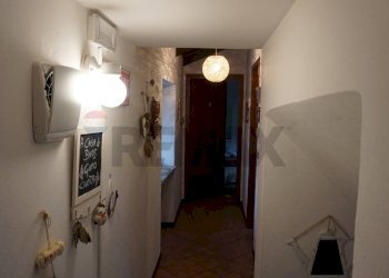 Hall / corridoio - Casa indipendente Cerrina Monferrato - foto 11