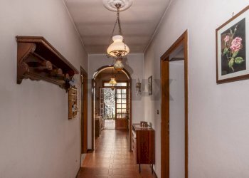 Hall / corridoio - Casa indipendente Nonio - foto 12